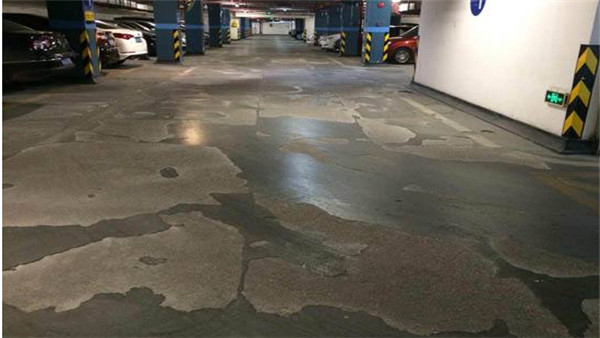 地下停車場(chǎng)地坪鋪裝，西卡超耐磨聚氨酯地坪靠譜