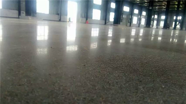 答疑解惑——使用密封固化劑地坪可以有效處理起灰的金剛砂地坪